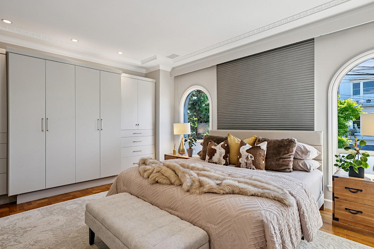 469 Collingwood St 49