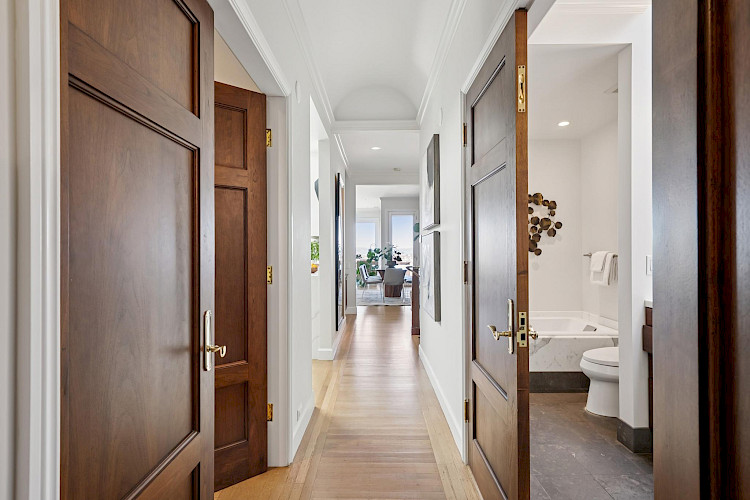 469 Collingwood St 54