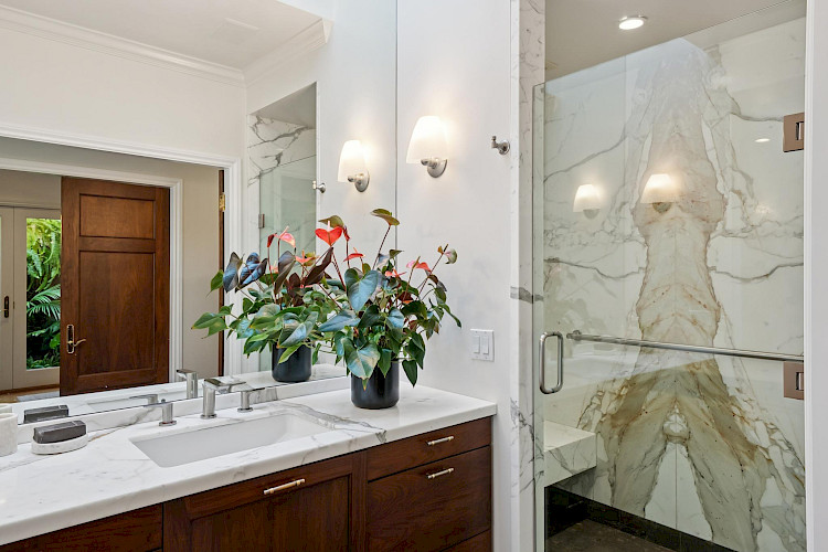 469 Collingwood St 60