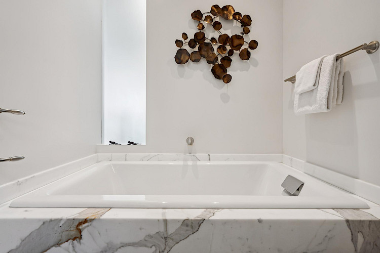 469 Collingwood St 91