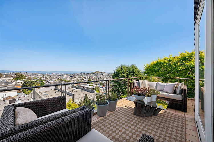 469 Collingwood St 75