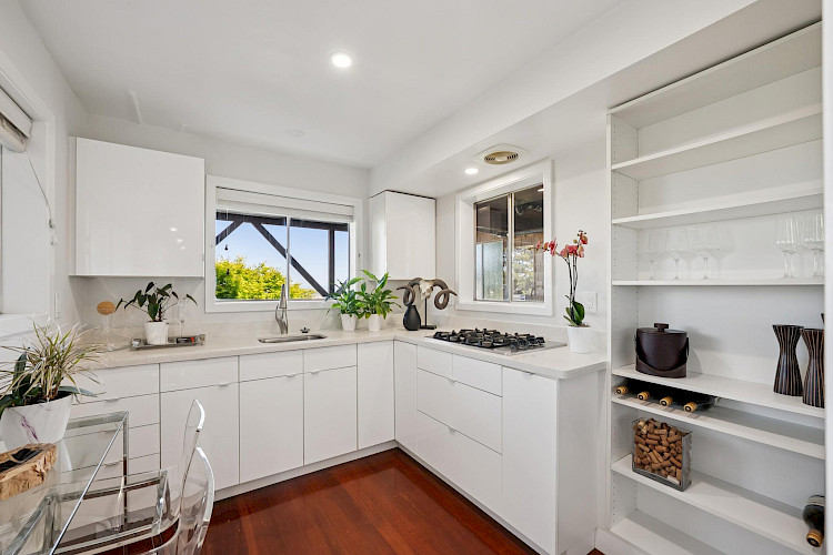 469 Collingwood St 76