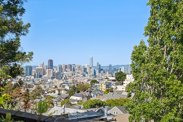 469 Collingwood St 107