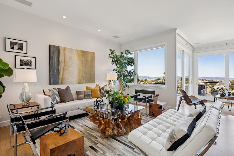 469 Collingwood St 1