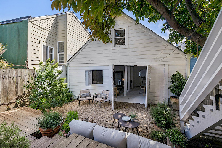 160-162 Richland Avenue 59