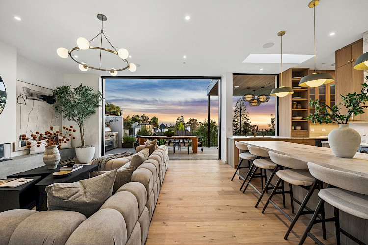 67 Wistaria Way 1