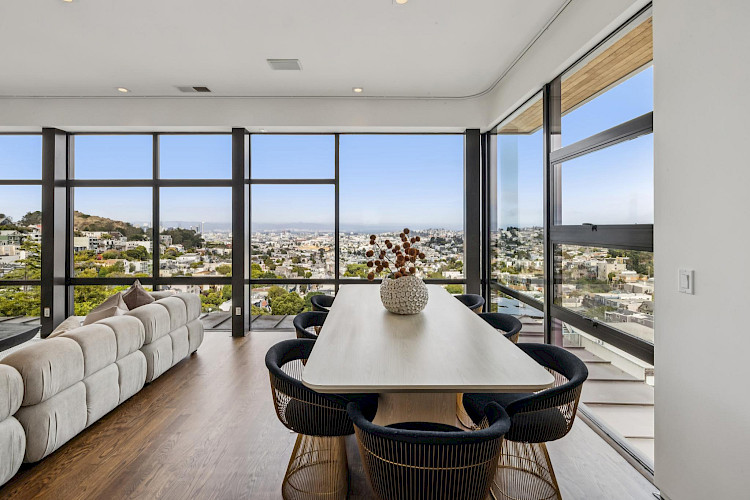 10 Deming Street 37