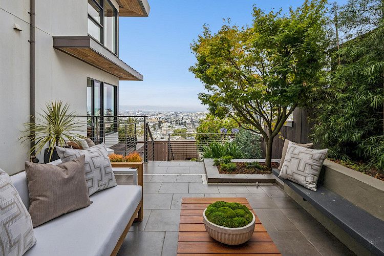 10 Deming Street 2