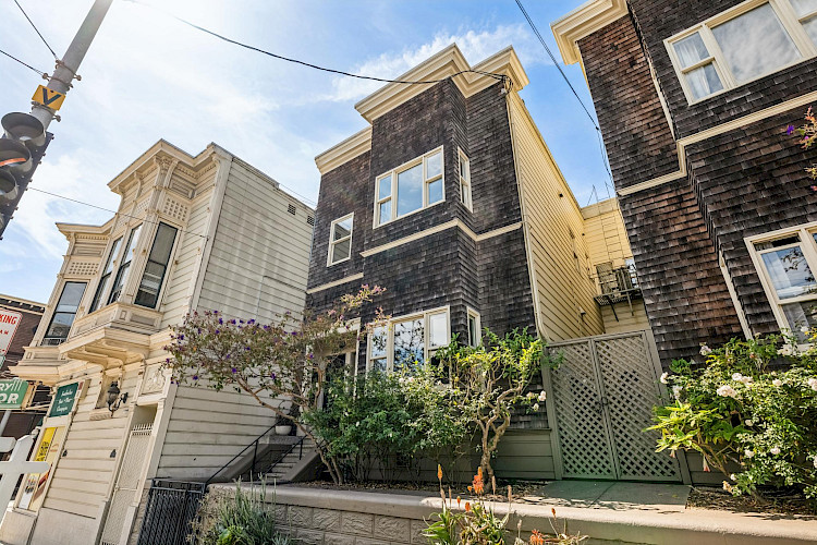 386 Noe Street, #A 10