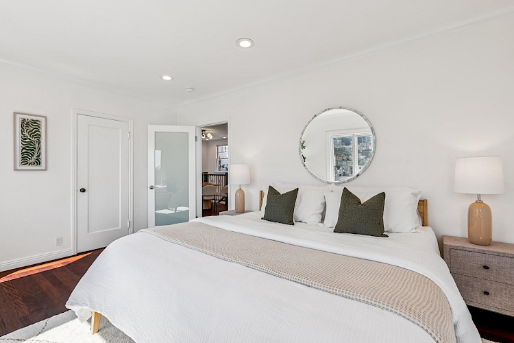 45 Deming Street 32