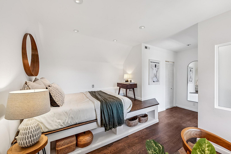 45 Deming Street 59